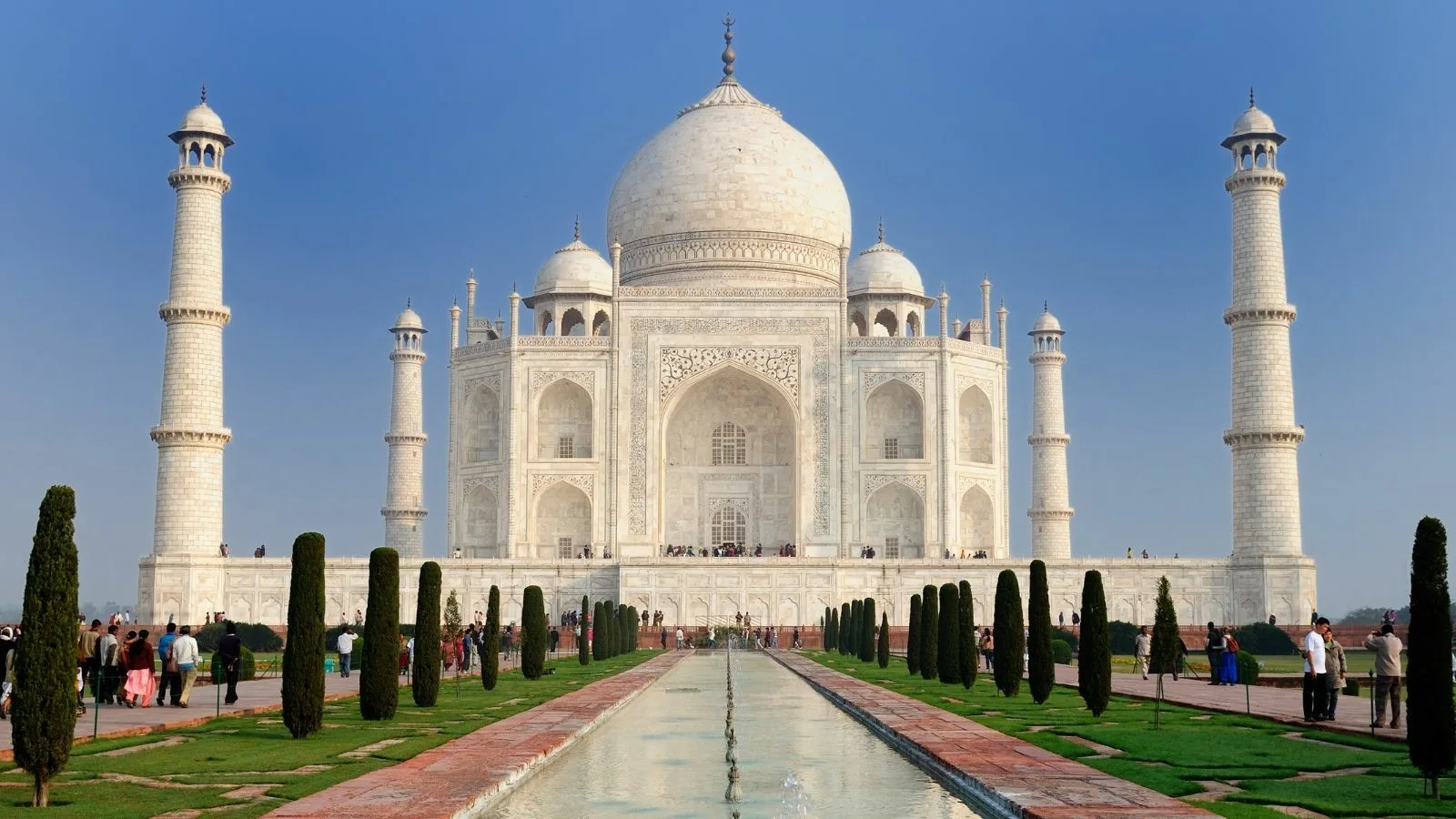 India Prominente, die ein Facelift durchführen ließen