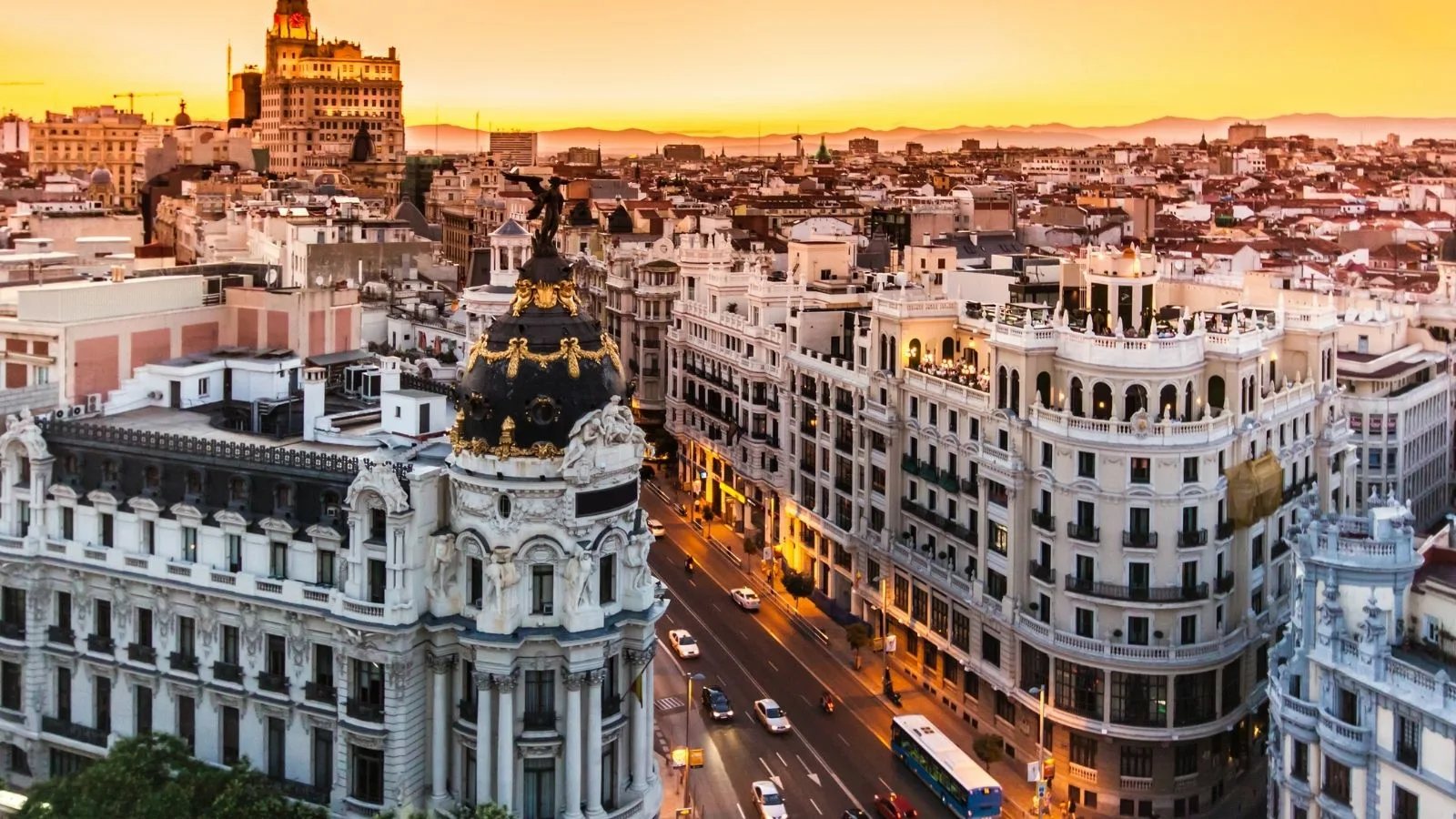 Spain 10 Beste und günstigste Länder für Facelift-Operationen