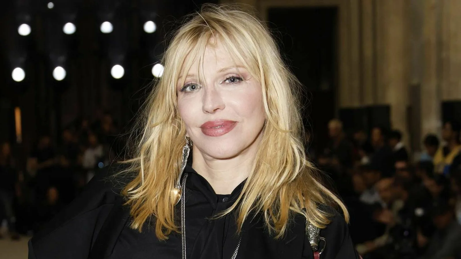 Courtney Love 15 Beroemdheden die een Facelift hebben ondergaan