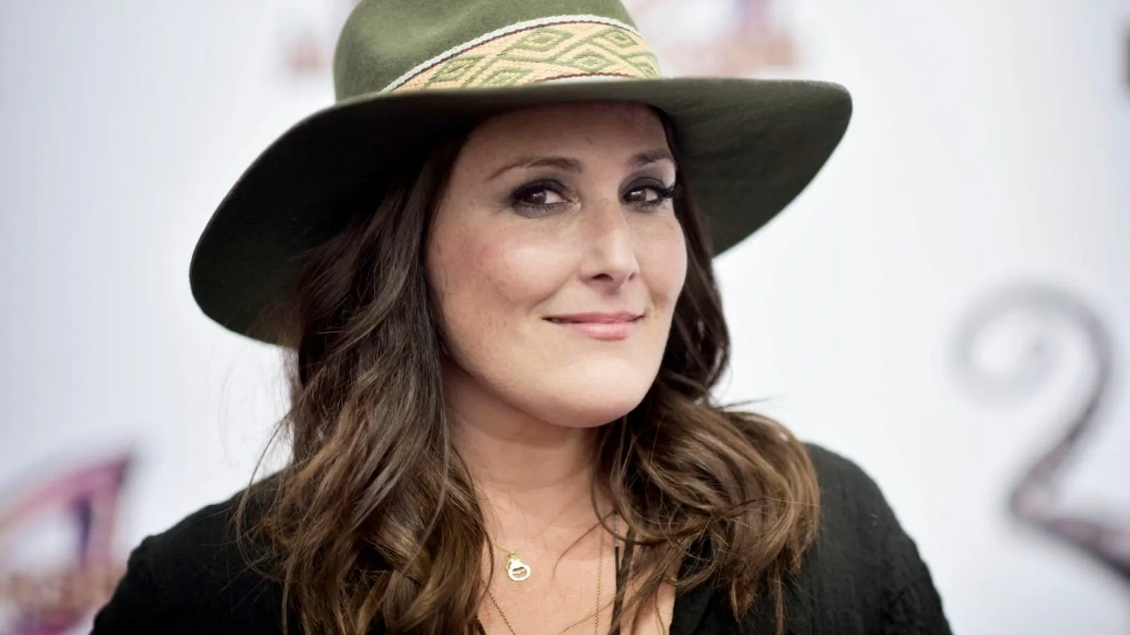 Ricki Lake 15 Beroemdheden die een Facelift hebben ondergaan
