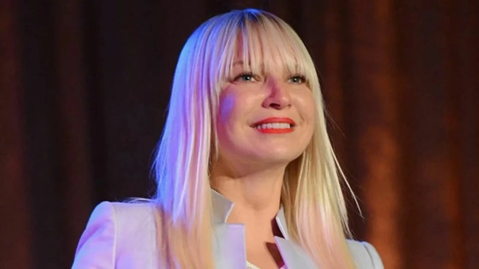 Sia 15 Beroemdheden die een Facelift hebben ondergaan