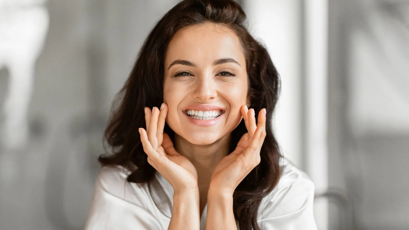 Kare Yuz Sekli Nedir ve Nasil Anlasilir Kare Yüz Şekli Nedir ve Nasıl Anlaşılır?